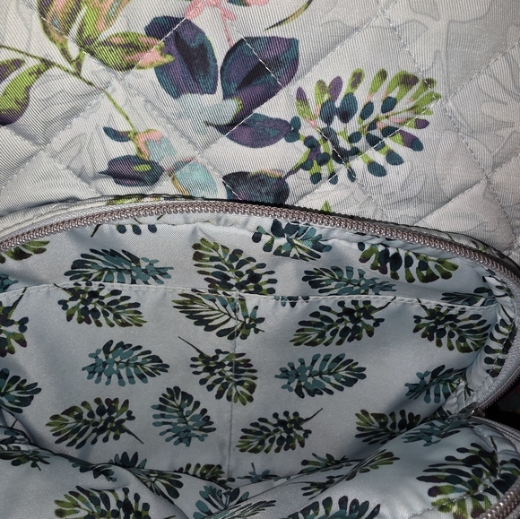 Vera Bradley Backpack EUC - Picture 6 of 9